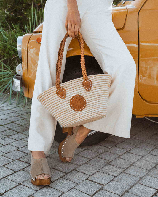 Sac cabas raphia Mawja. Matière naturelle et cuir. Bohème chic